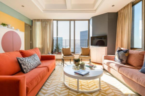 #2001 Cartwright - Top floor Hidden Gem
